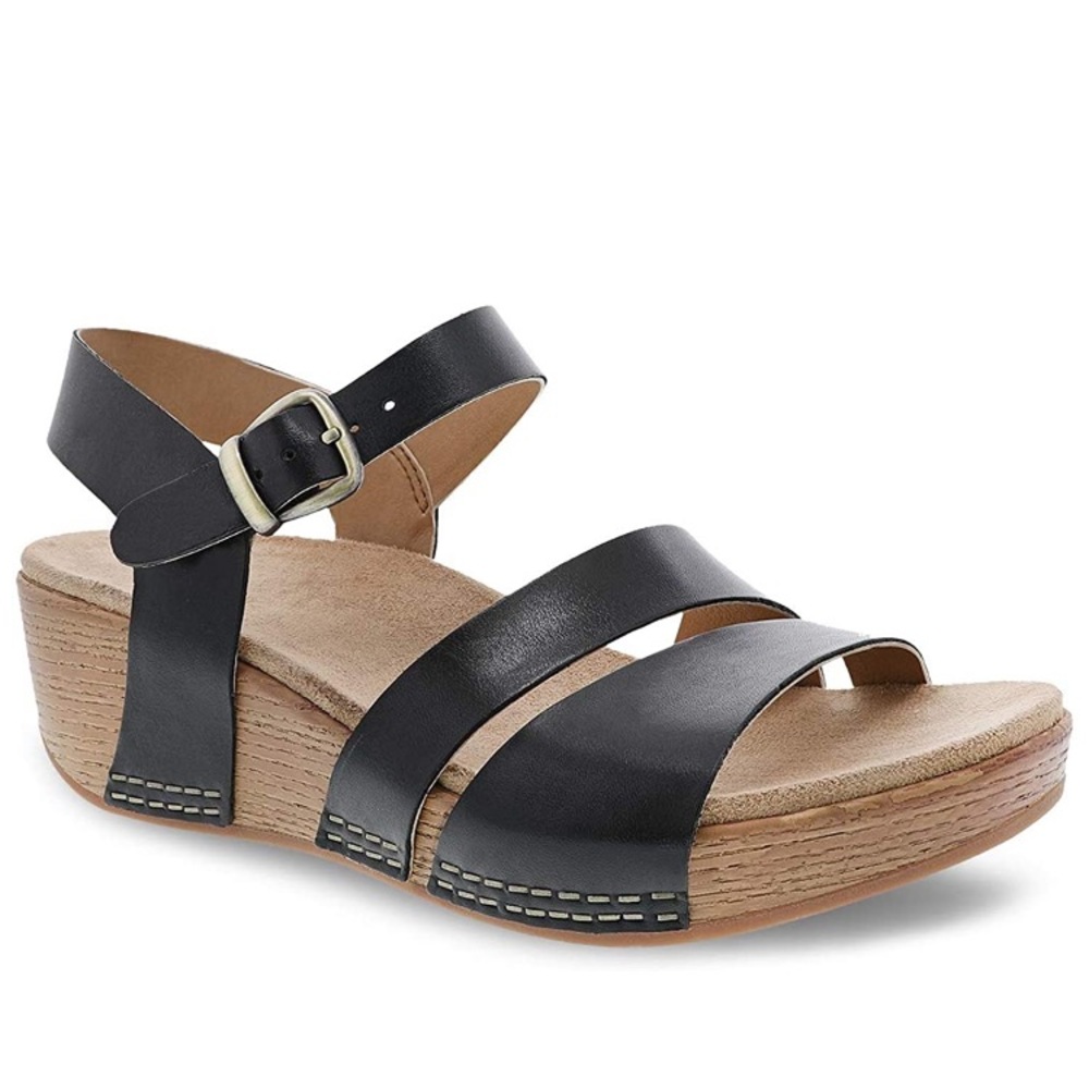 Dansko Lindsay black sandals